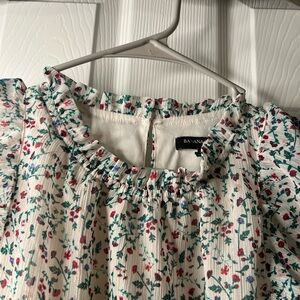 Banana Republic White and Green Floral Top